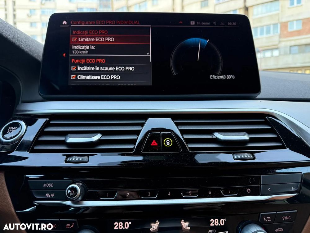 BMW Seria 5 520d Aut. Sport Line - 29