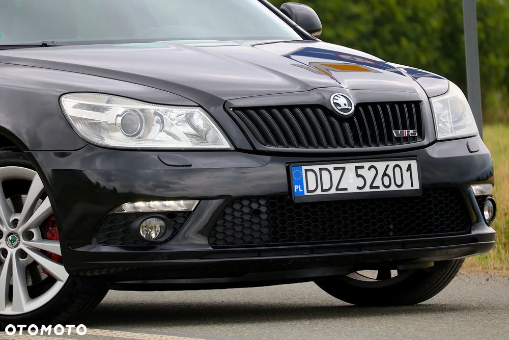 Skoda Octavia 2.0 TDI DPF RS DSG - 23