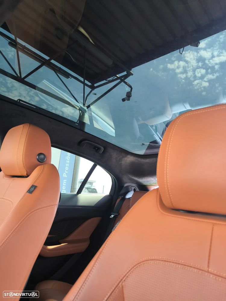 Jaguar I-Pace EV400 AWD HSE - 13