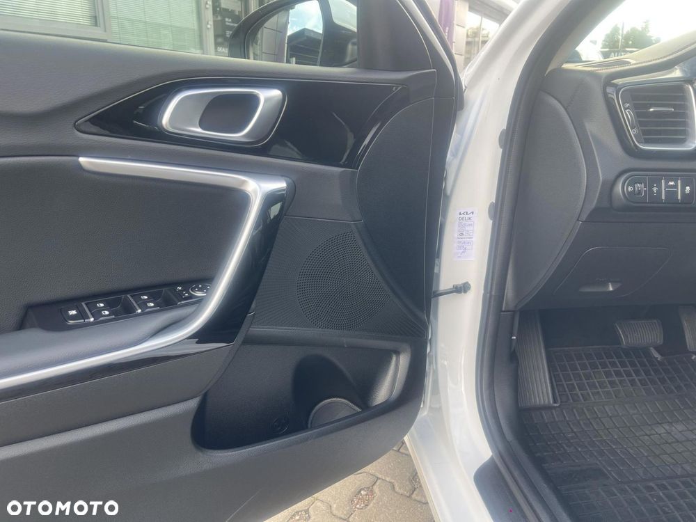 Kia Ceed 1.5 T-GDI Tribute DCT - 11