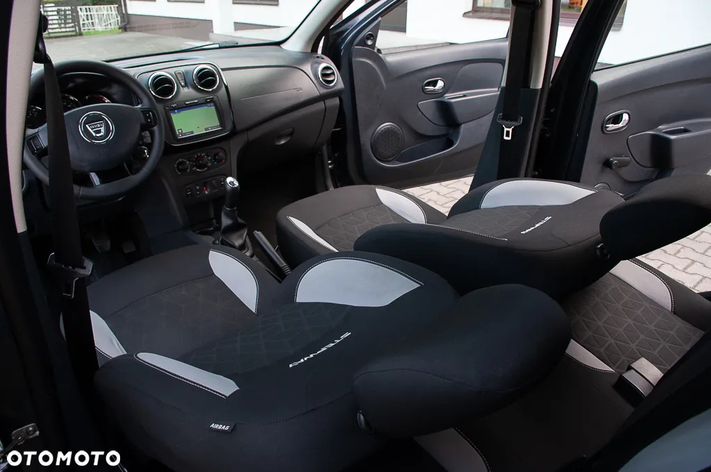 Dacia Sandero Stepway 0.9 TCe Laureate - 25