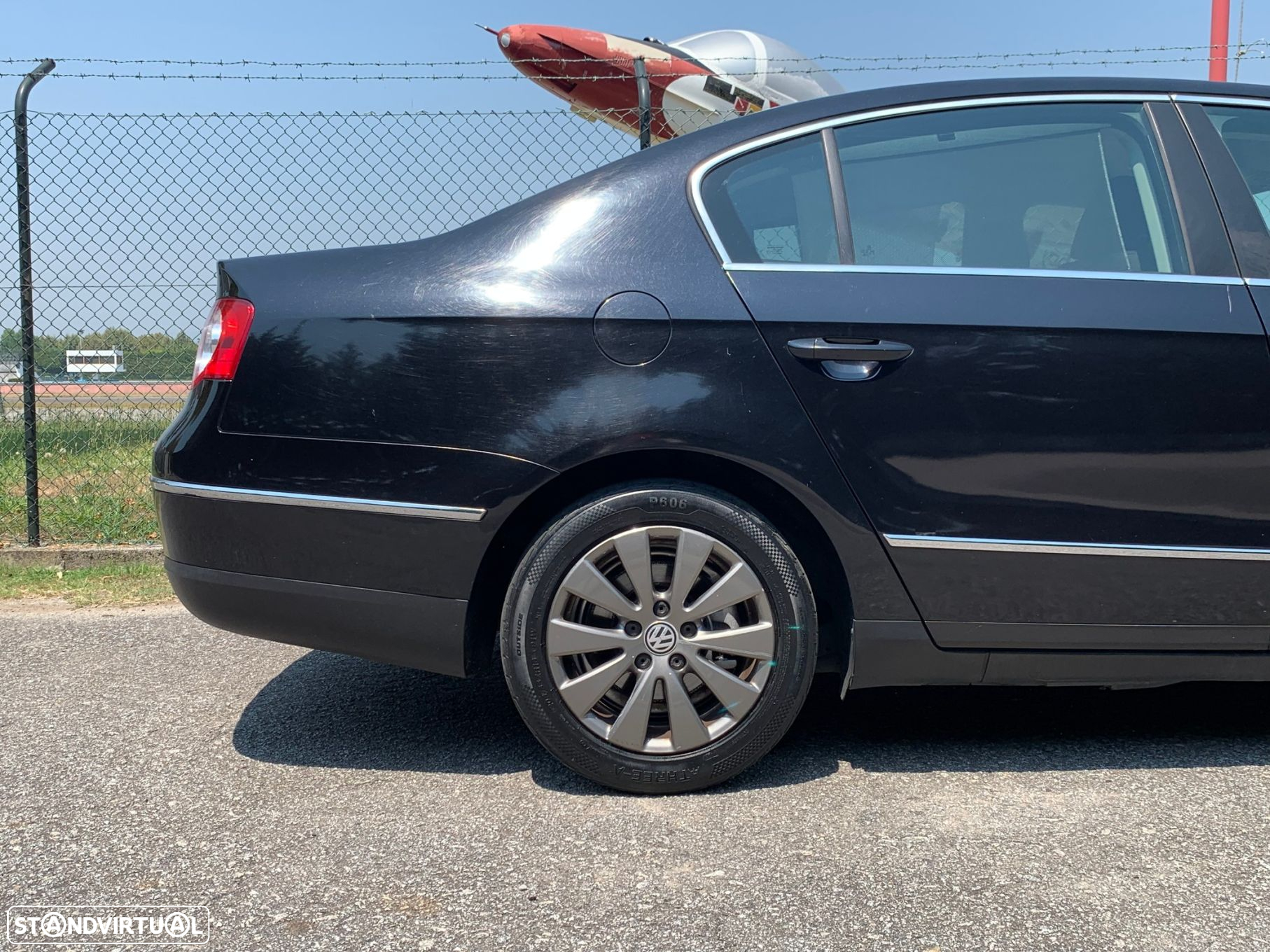 VW Passat 2.0 TDI BM Confortline - 12