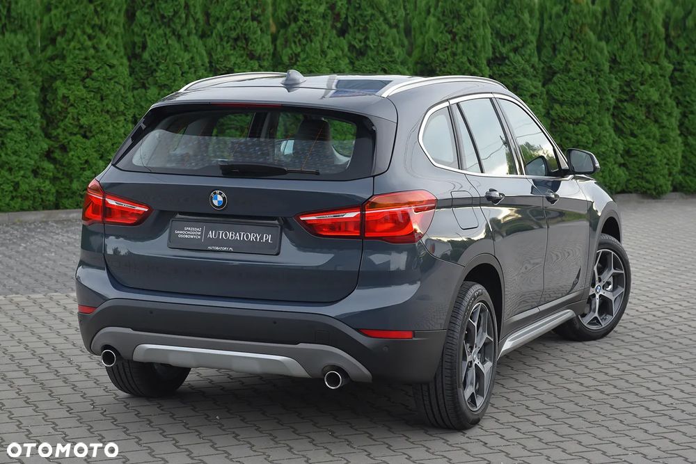 BMW X1 xDrive20d Sport Line - 13