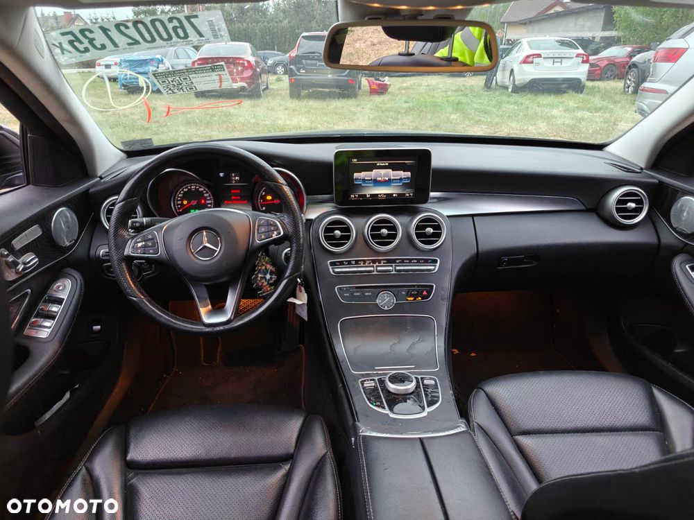 Mercedes-Benz Klasa C 300 4MATIC 9G-TRONIC - 13