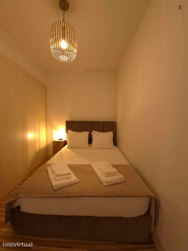 Apartamento com 1 quartos - localizado em Santo Ildefonso Porto - Grande imagem: 2/28