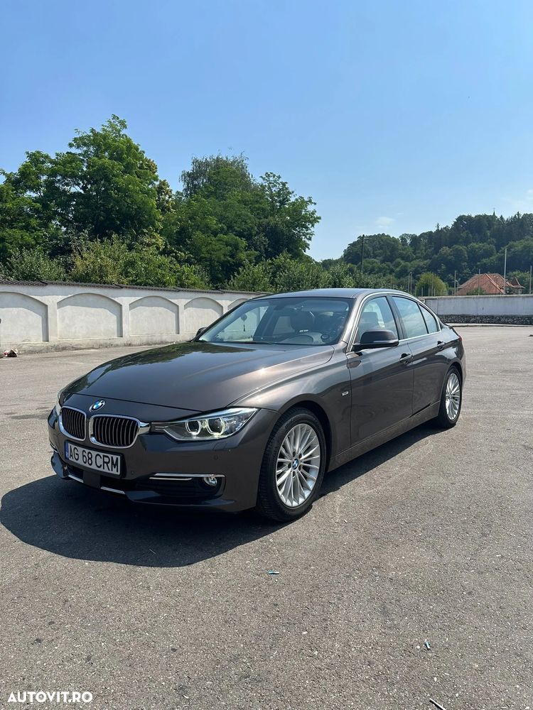 BMW Seria 3 320d Aut. Efficient Dynamics Edition Luxury Line - 1