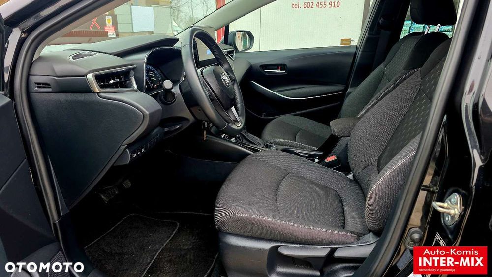 Toyota Corolla - 17