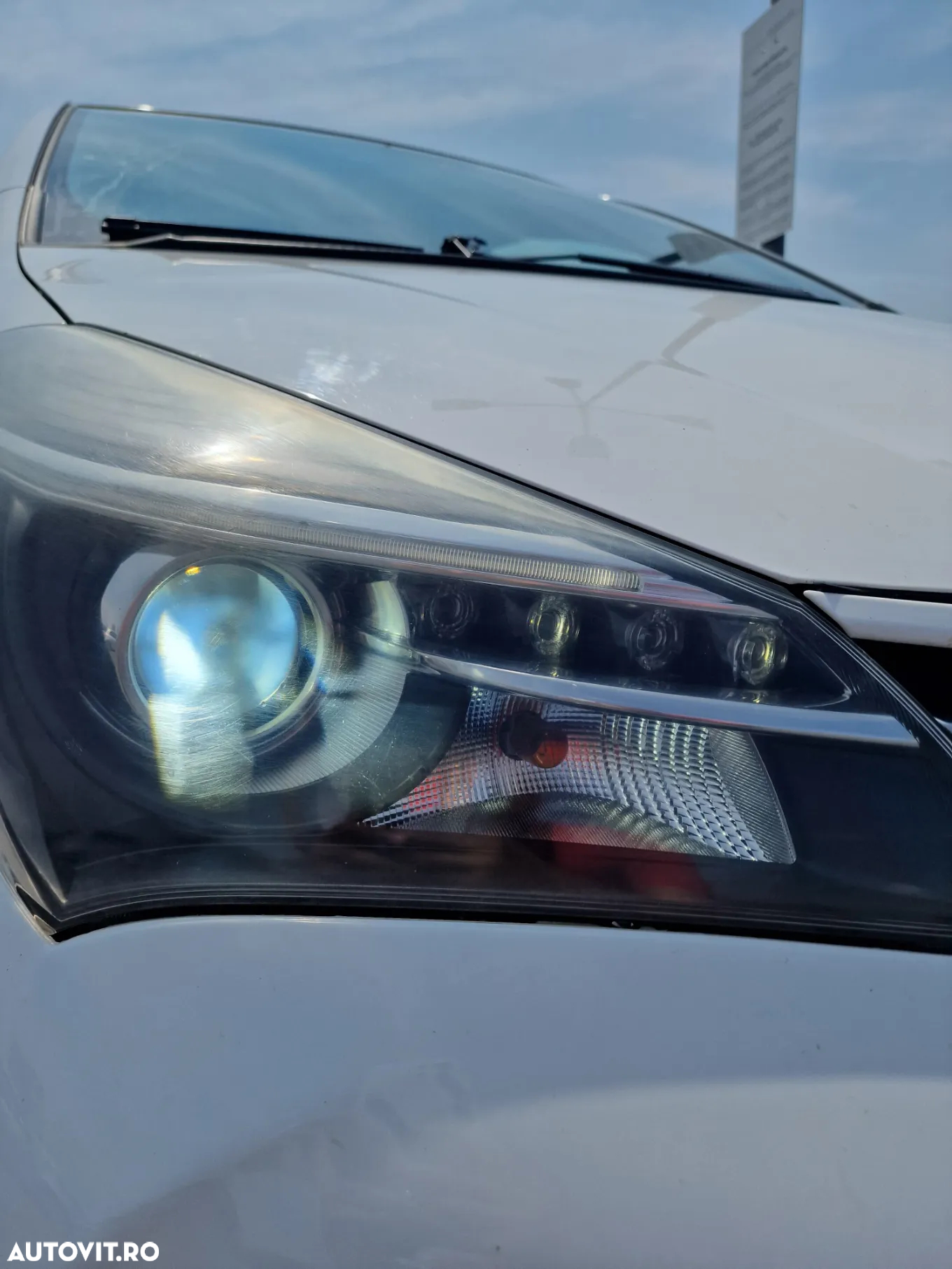 Toyota Yaris 1.5 VVT-i HSD Terra - 15