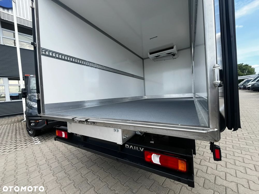 Iveco MEGA WYPRZEDAŻ Ekspozycji AUTOMAT - Daily 50C18HA8Z - 21