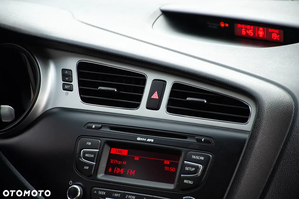 Kia Ceed 1.4 CVVT Vision - 21