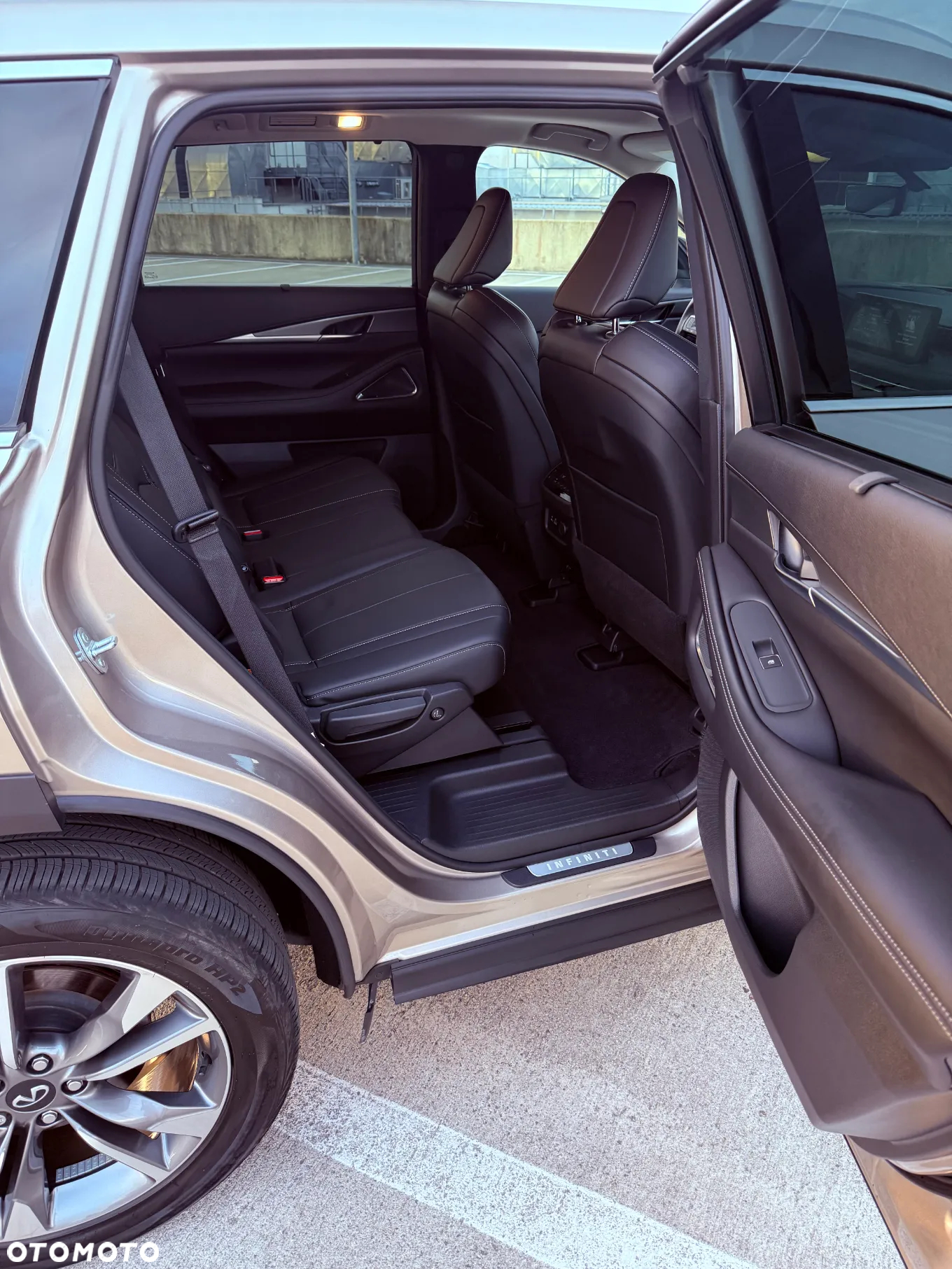 Infiniti QX60 - 22