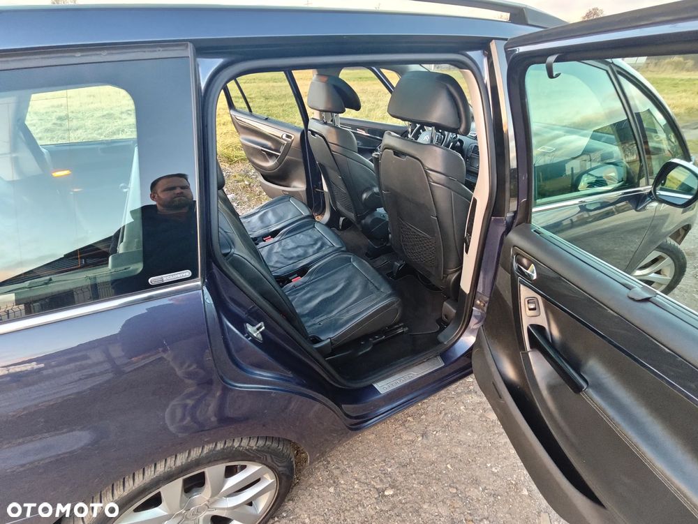 Citroën C4 Picasso 2.0 16V EGS6 Exclusive - 9