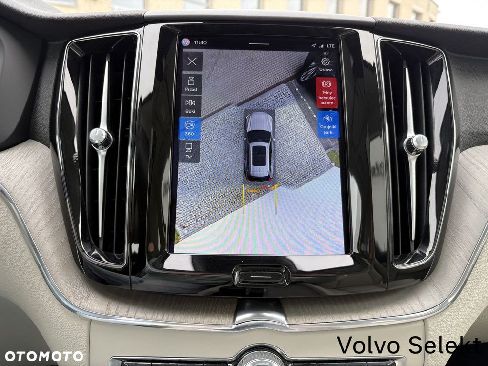 Volvo XC 60 - 12