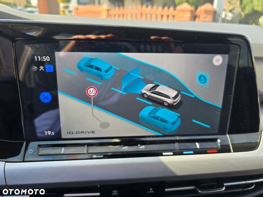 Volkswagen Golf - 30