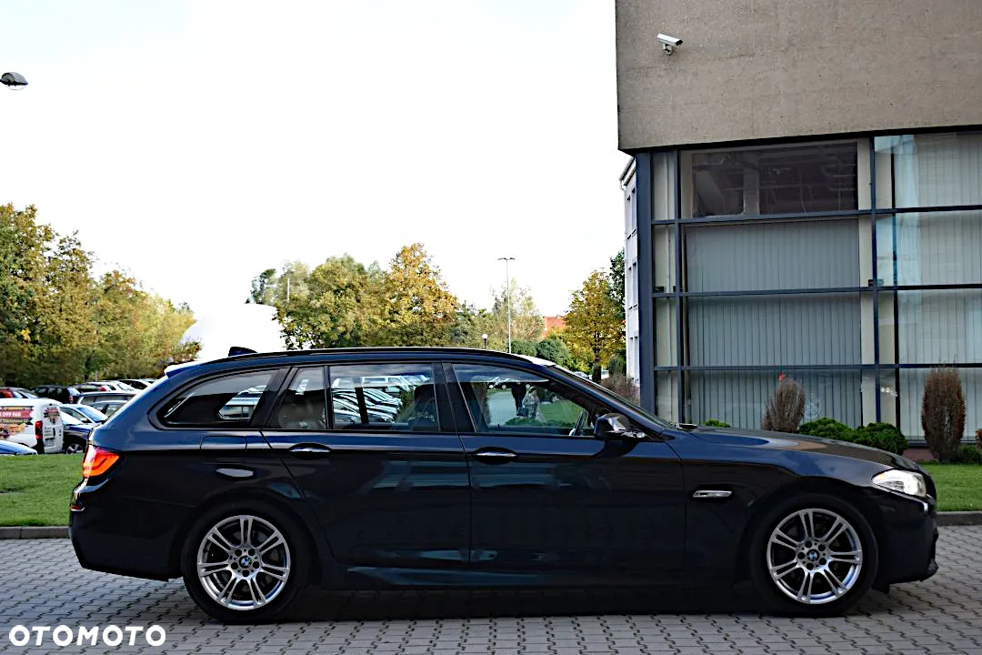 BMW Seria 5 520d Touring Sport-Aut - 8