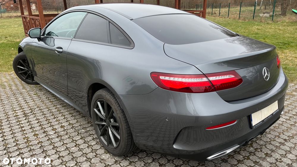 Mercedes-Benz Klasa E 300 d 9G-TRONIC - 4