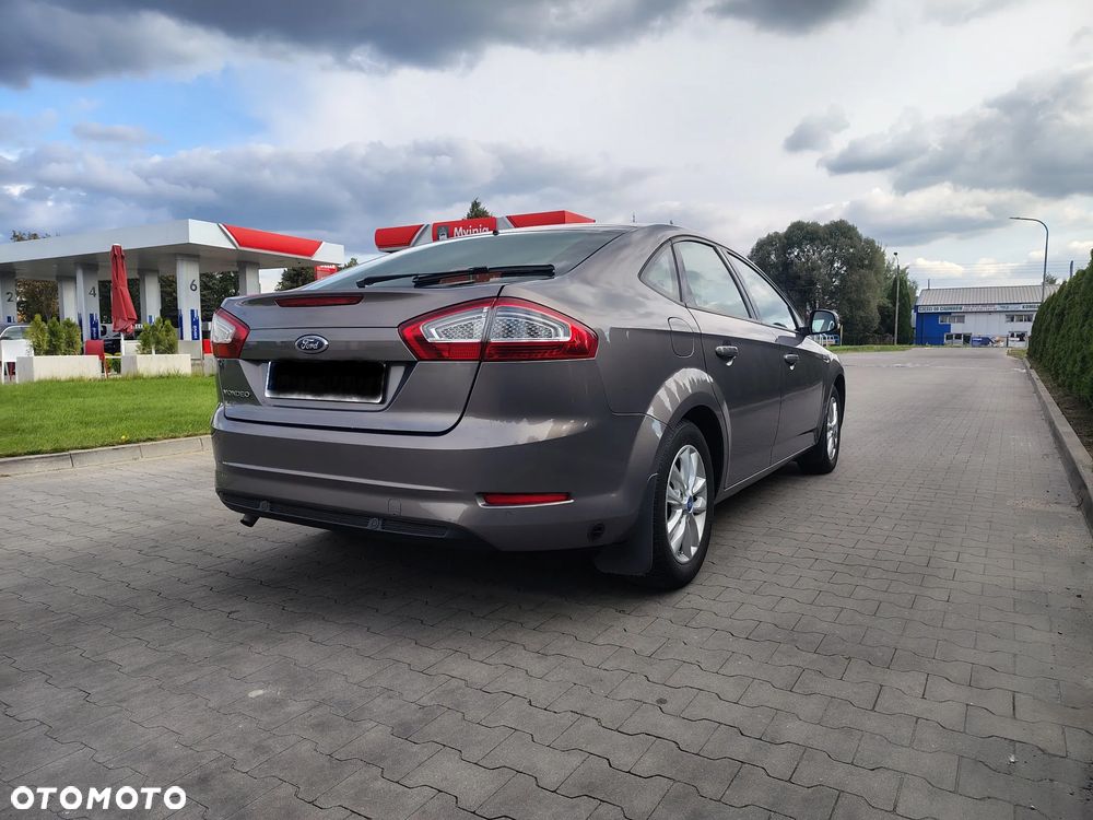 Ford Mondeo - 13