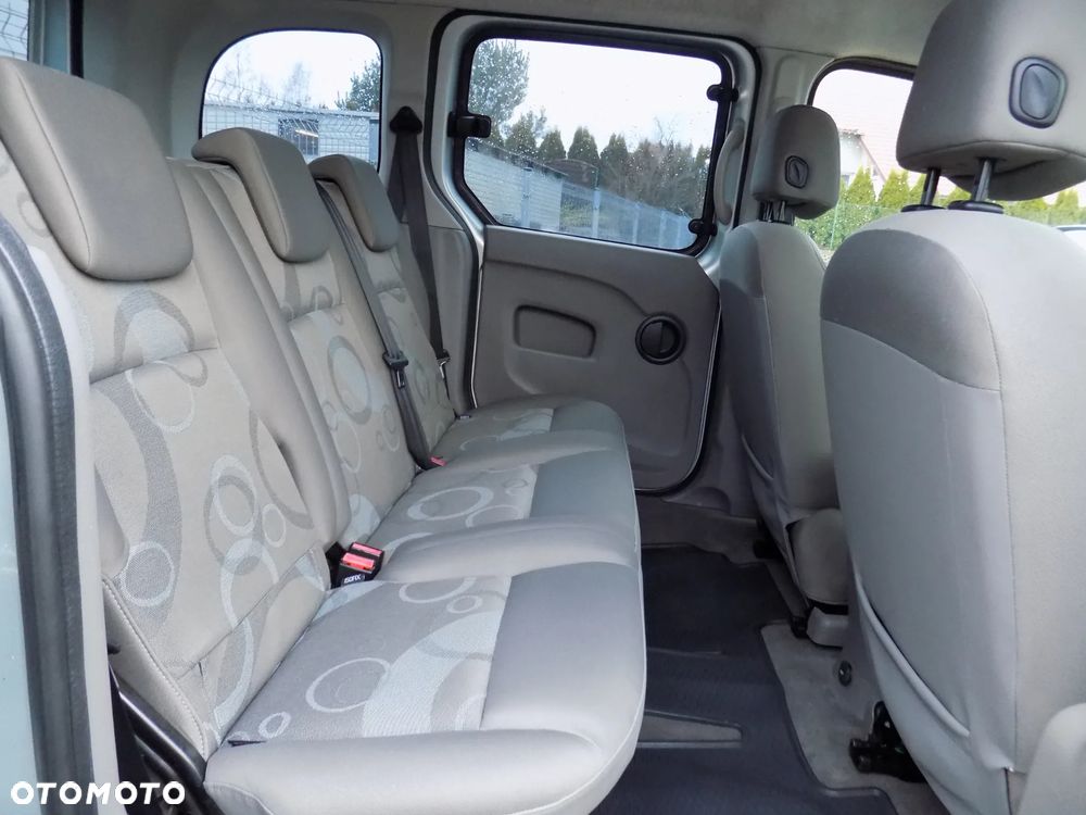Renault Kangoo 1.5 dCi Helios - 19