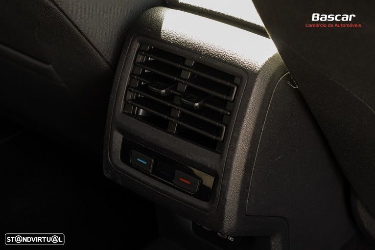 VW Golf 1.4 TSI GTE+ DSG - 24