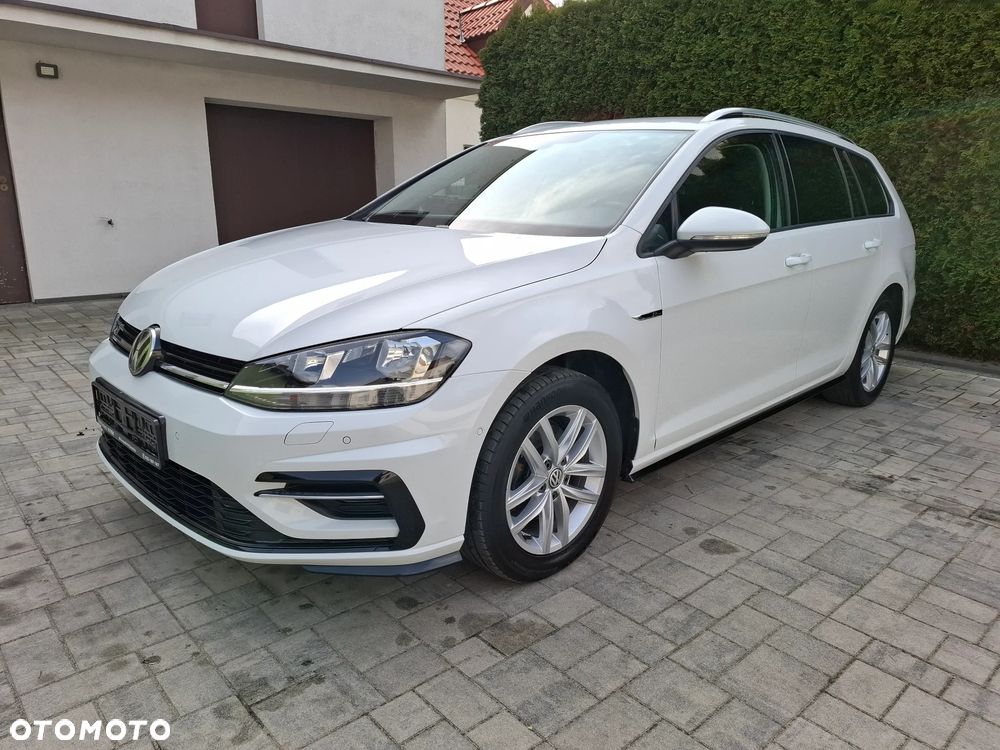 Volkswagen Golf 1.5 TSI OPF R-Line - 4