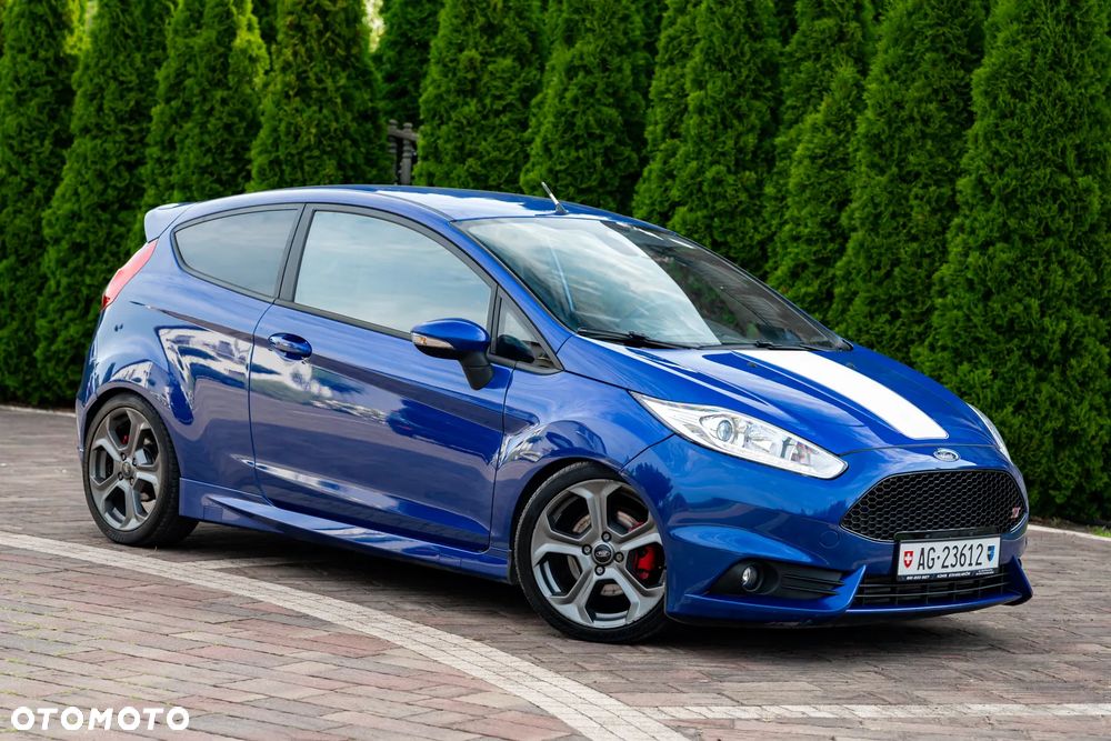 Ford Fiesta 1.6 EcoBoost mit Leder-Sport-Paket ST - 13