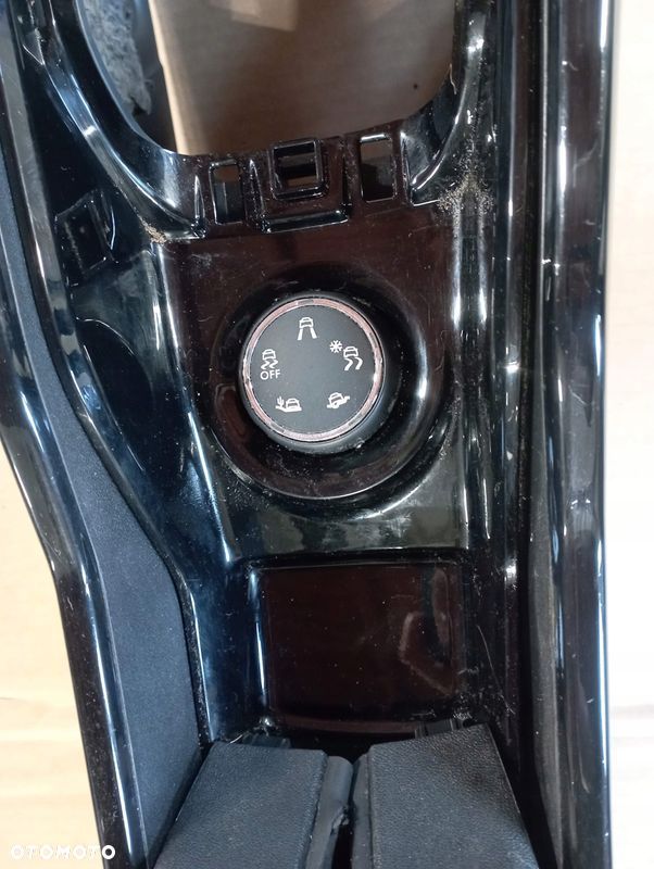 PEUGEOT 2008 TUNEL ŚRODKOWY - 4