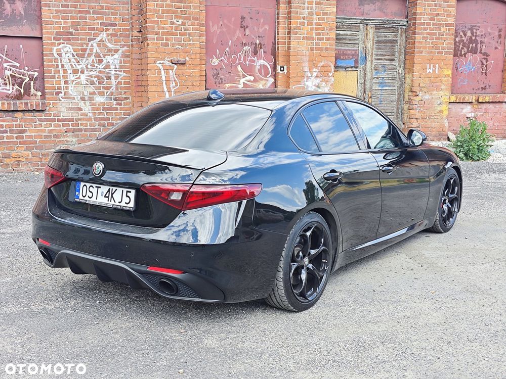 Alfa Romeo Giulia 2.0 Turbo Veloce - 6