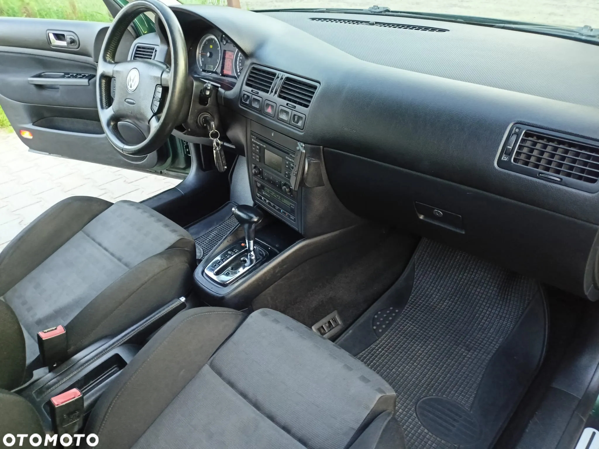 Volkswagen Golf 1.9 TDI Comfortline - 15