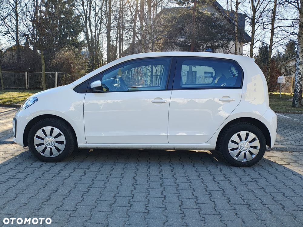 Volkswagen up! (BlueMotion Technology) move - 4