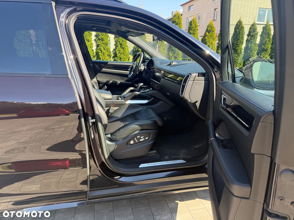 Porsche Cayenne - 17