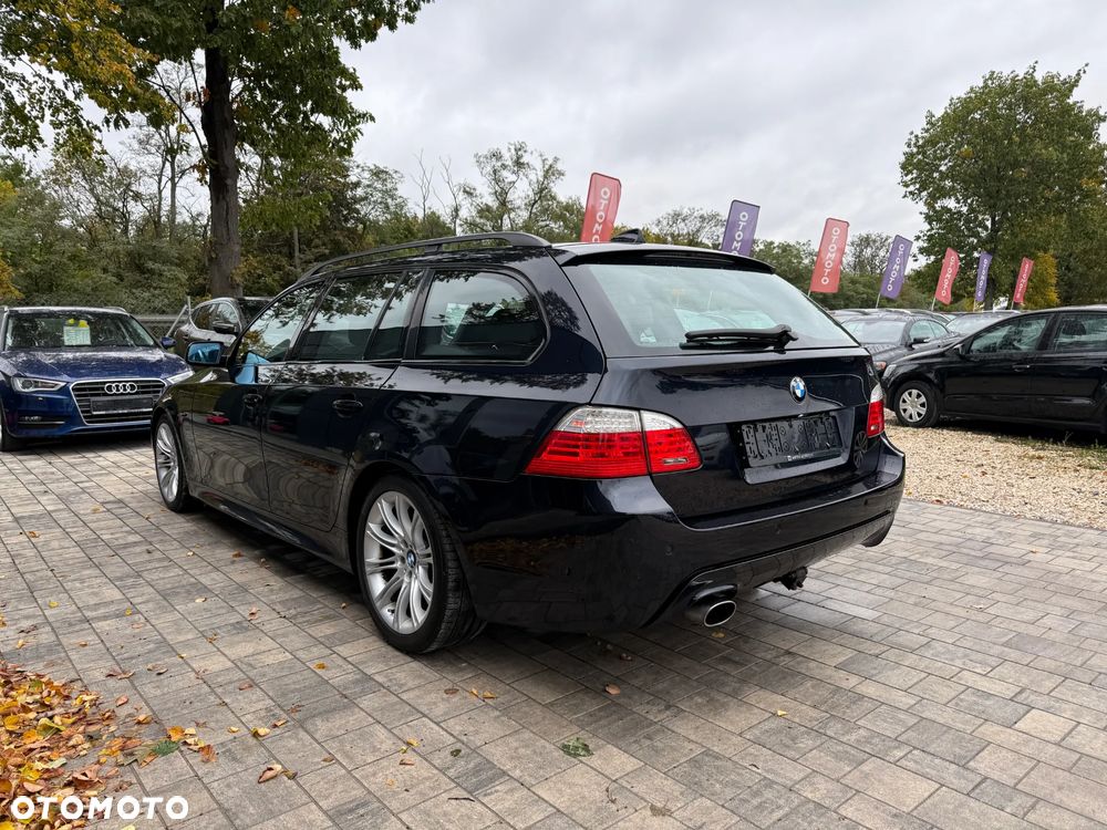 BMW Seria 5 520d Touring Edition Sport - 4