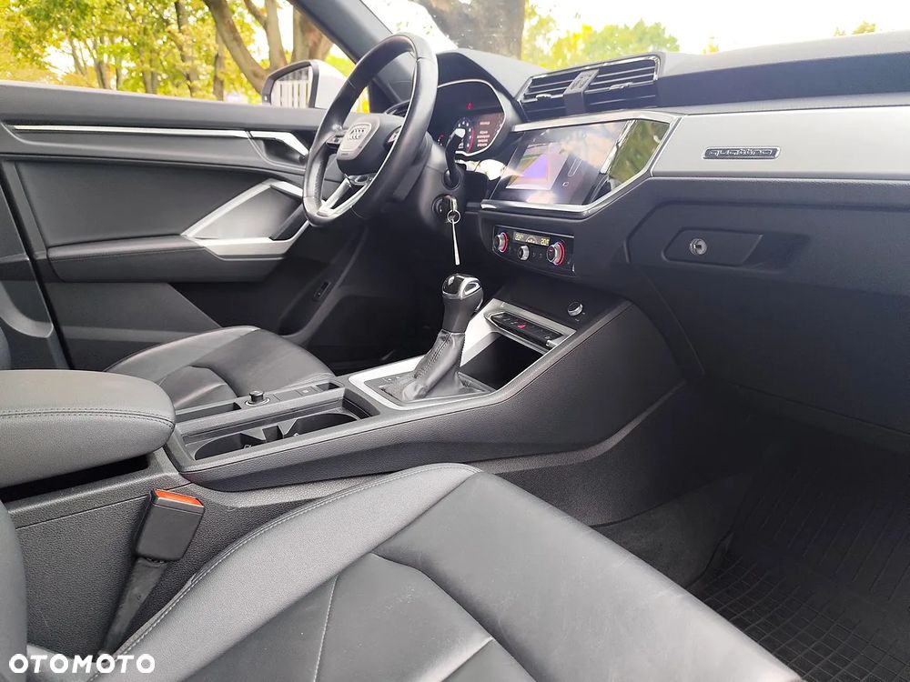 Audi Q3 40 TFSI Quattro Advanced S tronic - 11