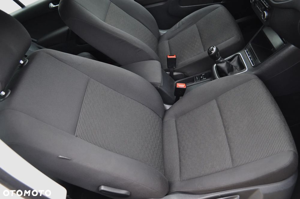 Volkswagen Tiguan 2.0 TDI DPF BlueMotion Technology Exclusive - 30