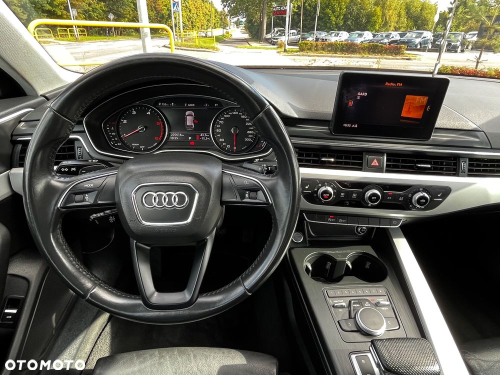 Audi A4 Avant 2.0 TDI Sport S tronic - 24
