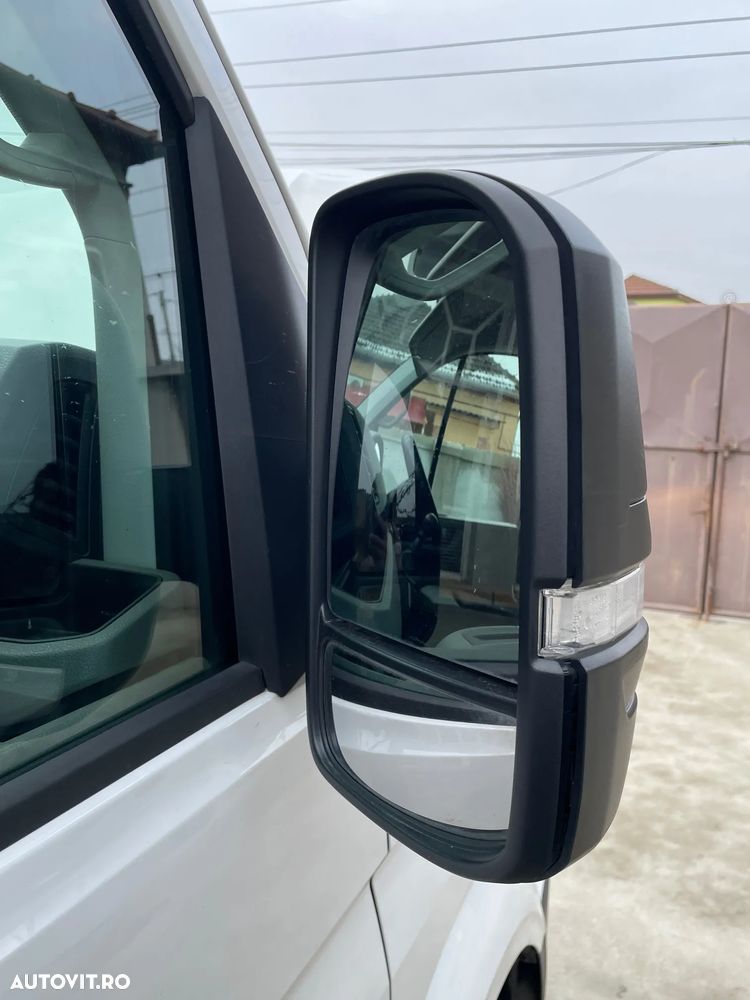 Volkswagen Crafter - 12