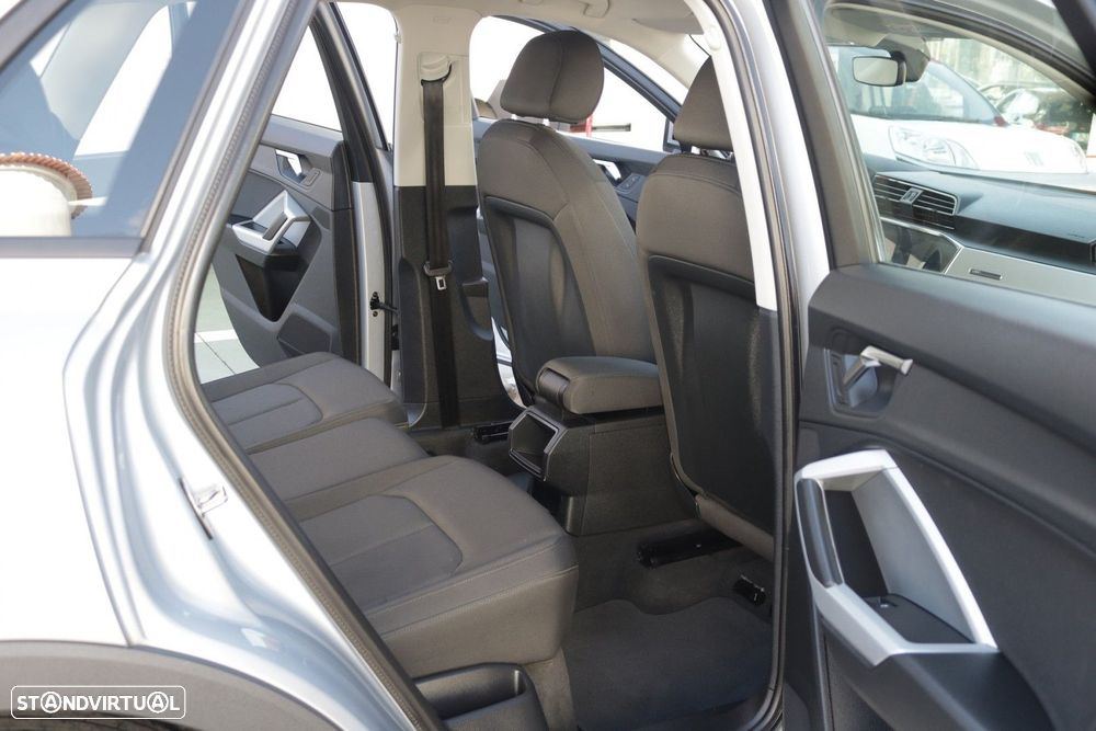 Audi Q3 35 TDI S tronic - 25