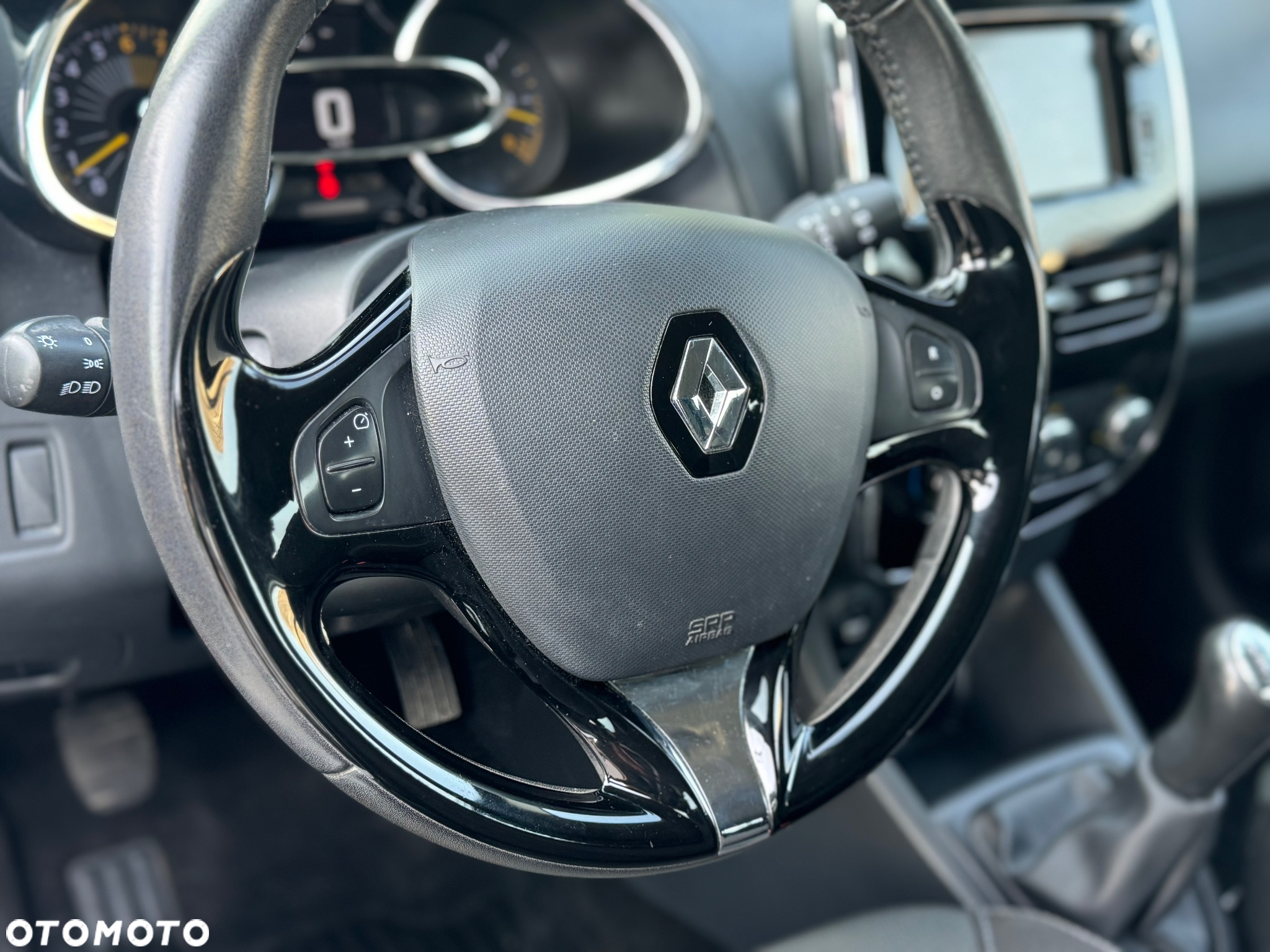 Renault Clio - 31