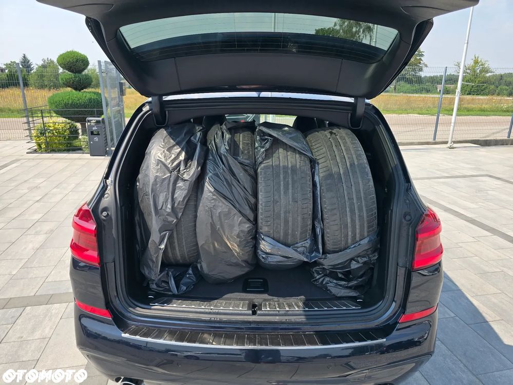 BMW X3 xDrive20d xLine - 30