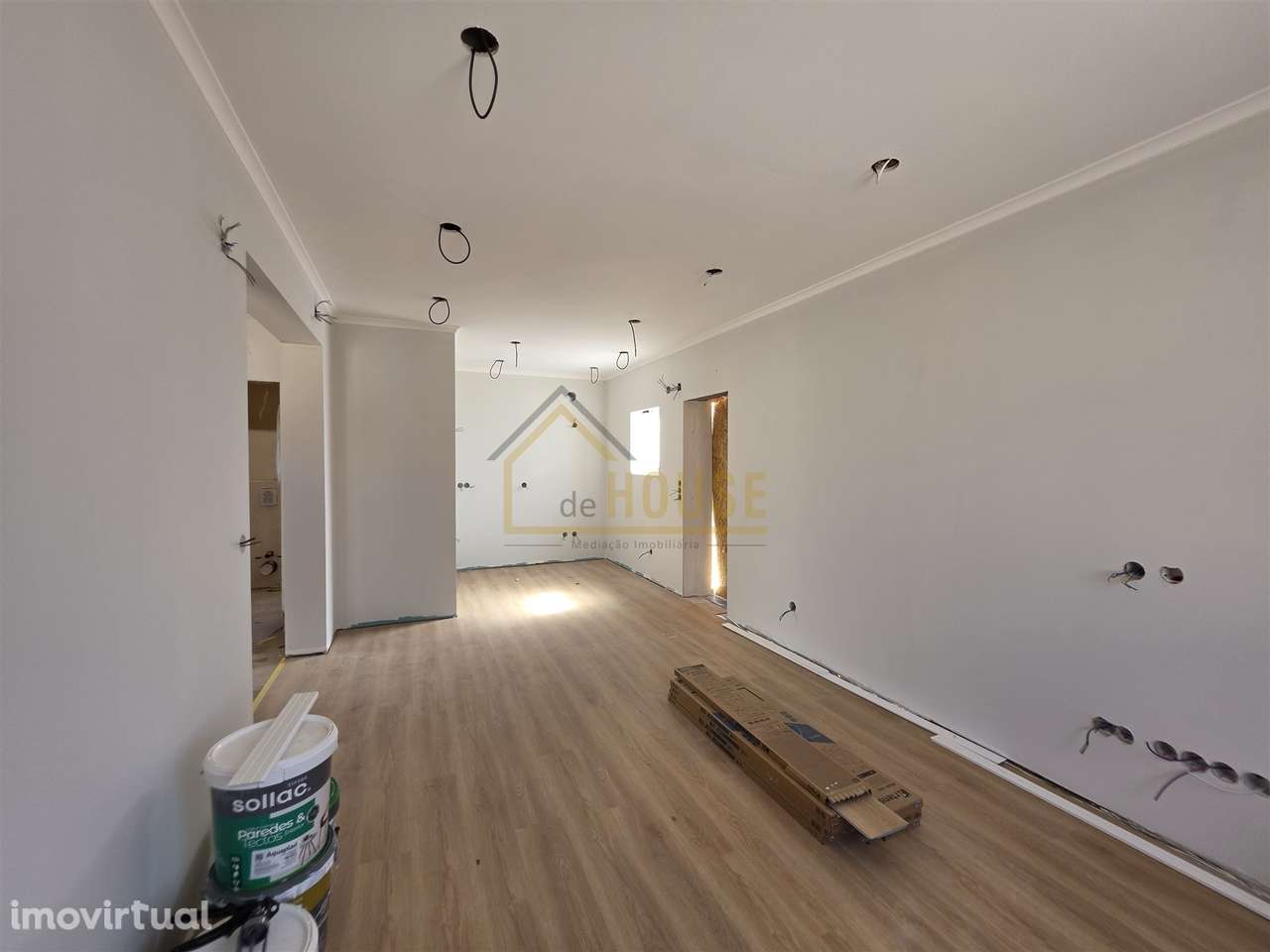 Moradia T2 com espaço exterior e adega - Grande imagem: 3/17