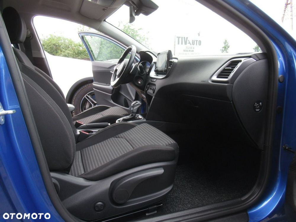 Kia Ceed 1.5 T-GDI M DCT - 9