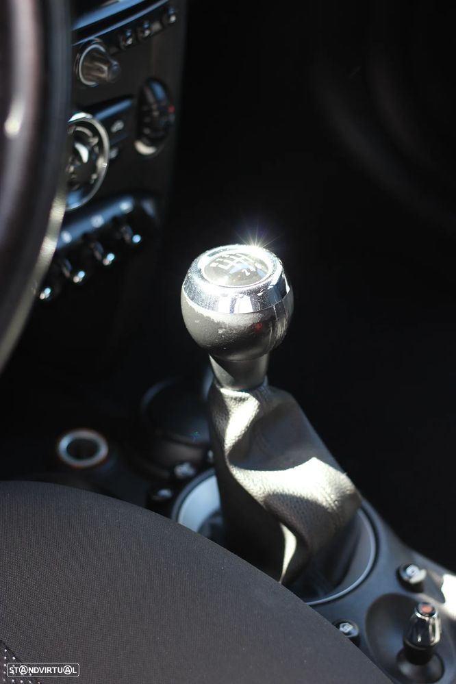 MINI 3 Portas Cooper D - 12