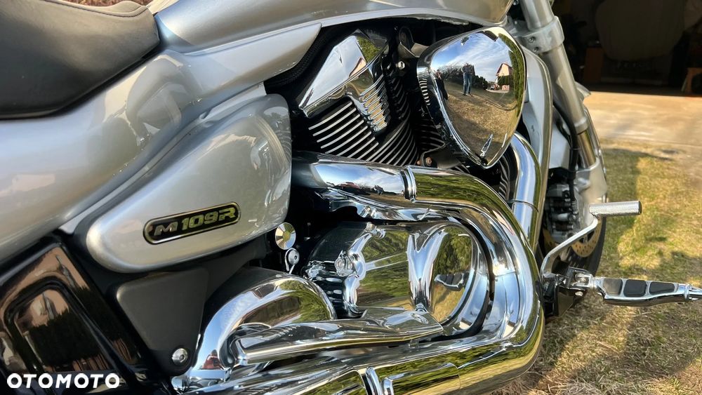 Suzuki Boulevard - 3