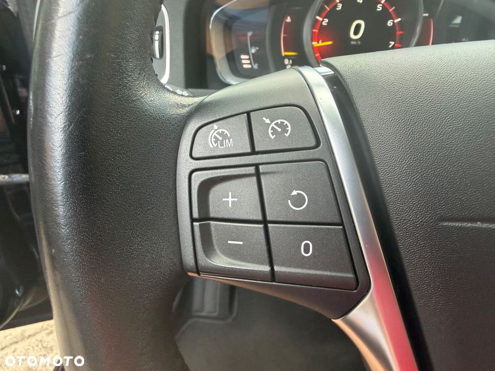 Volvo V60 - 13