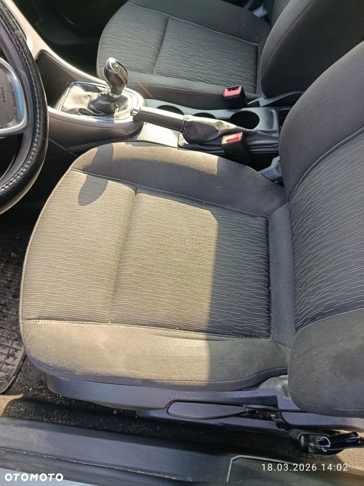 Opel Astra 1.4 Turbo - 5