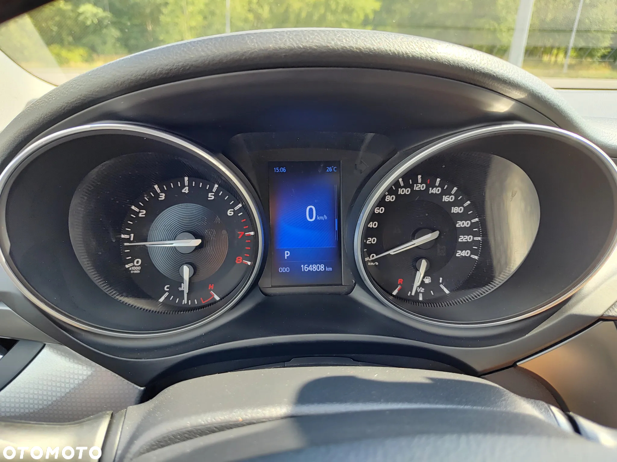 Toyota Avensis - 6