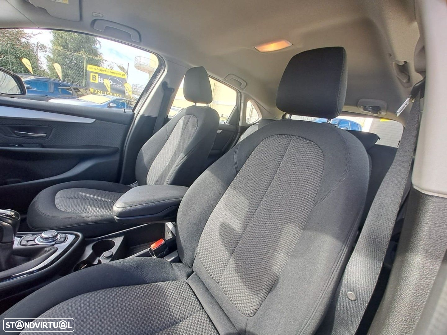 BMW 218 Active Tourer d Advantage - 10