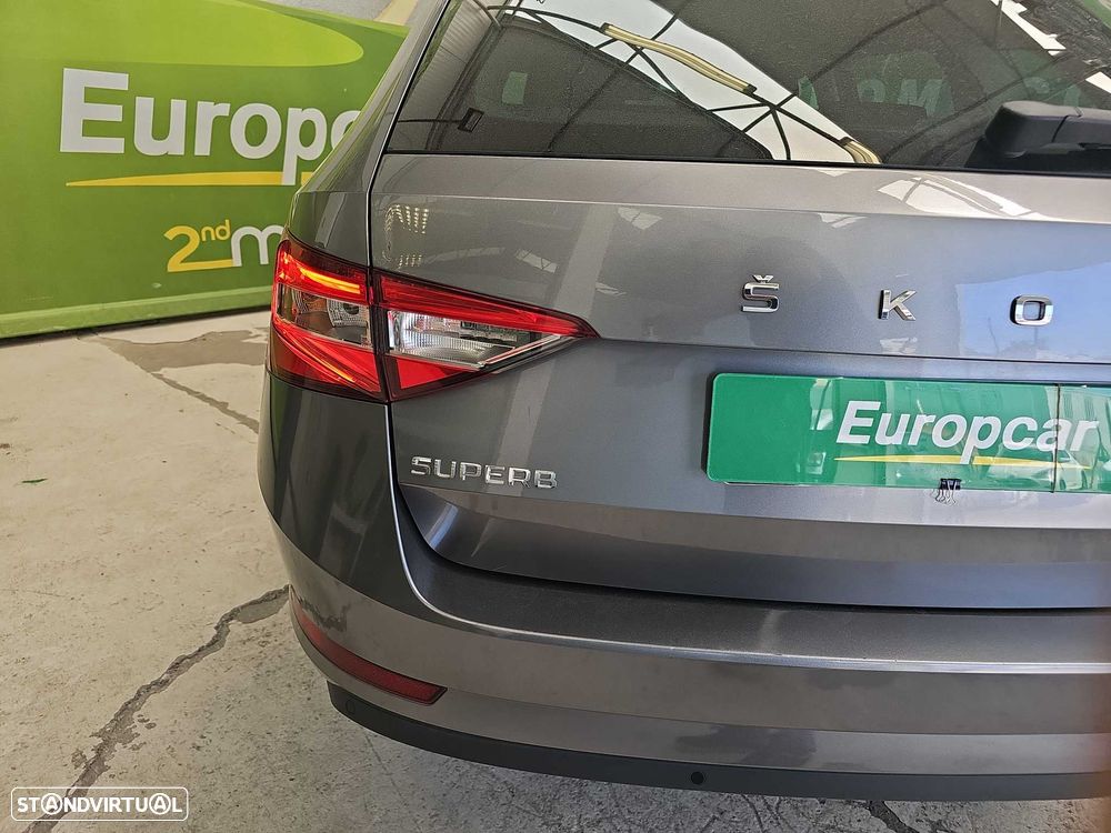 Skoda Superb Break 2.0 TDI Ambition - 9
