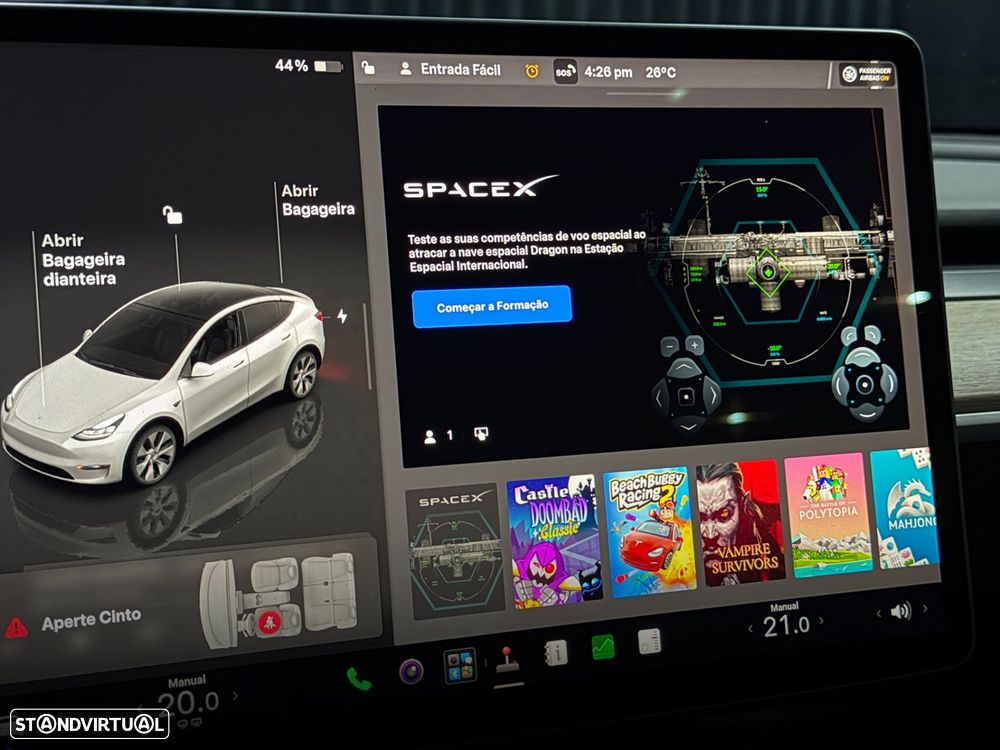 Tesla Model Y Long Range Dual Motor AWD - 24
