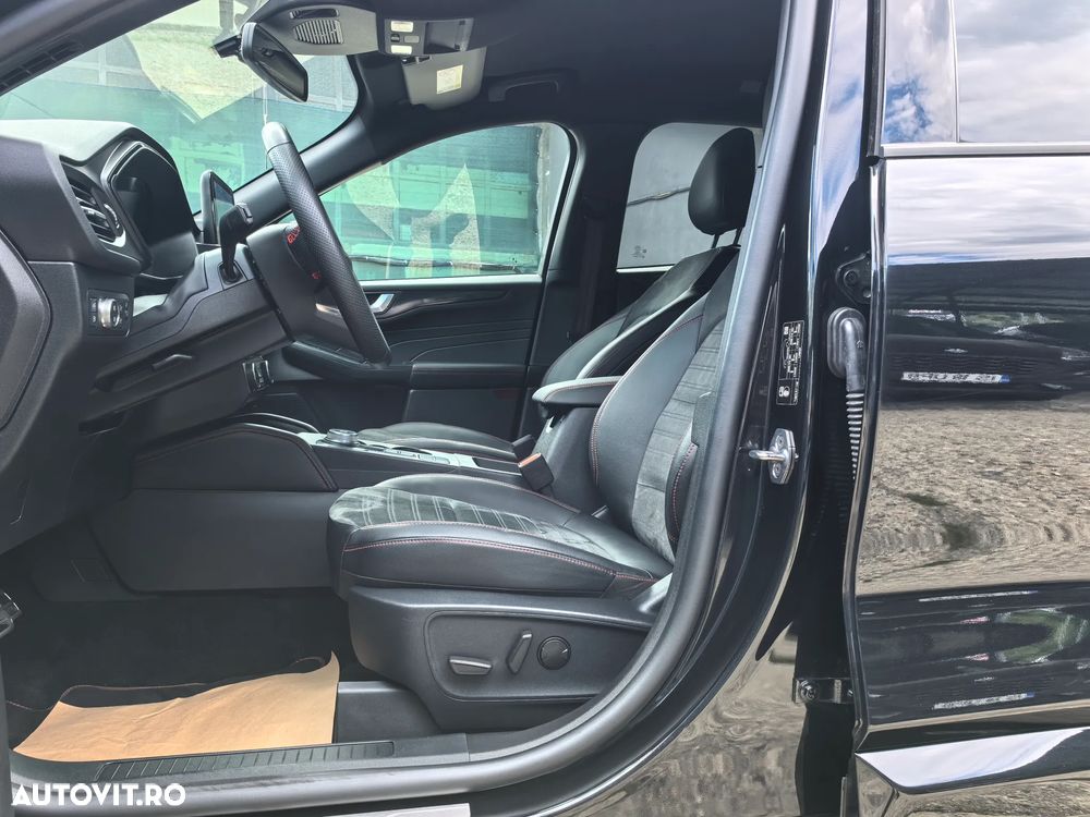 Ford Kuga 2.5 Duratec PHEV ST-LINE X - 8
