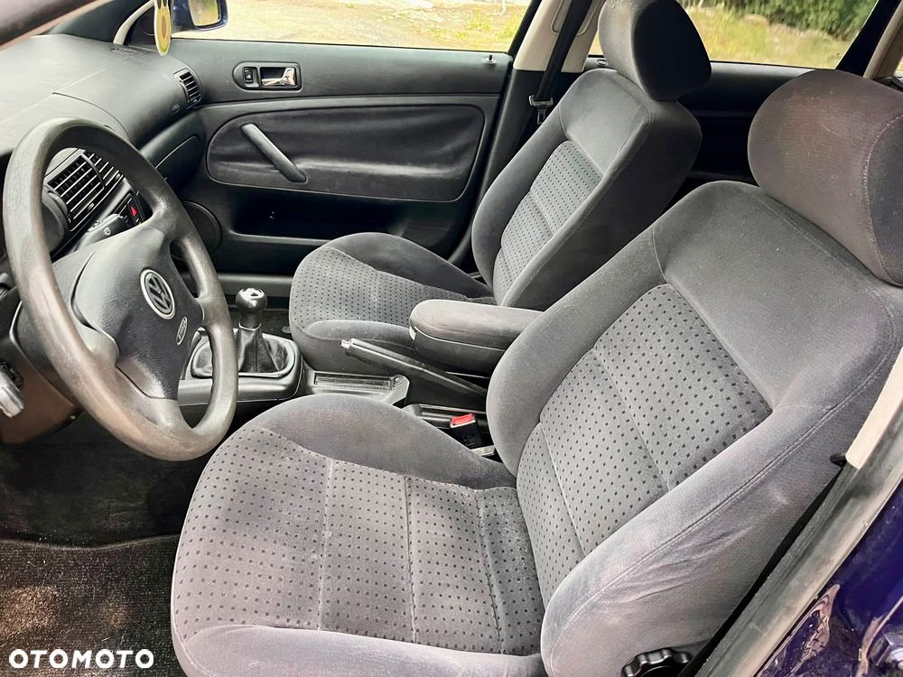 Volkswagen Passat - 9